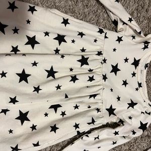 2T Dress. Never used. Bought for 10. Asking 15. I can negotiate   .